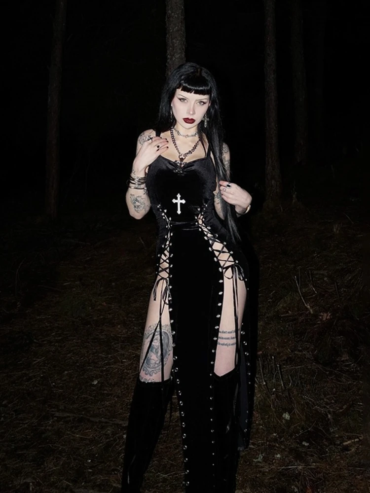 AltGoth-vestido gótico de terciopelo oscuro para mujer, ropa de calle Sexy Y2k E-girl Harajuku Grunge, vestido de fiesta con cordones dividido de cintura alta para mujer