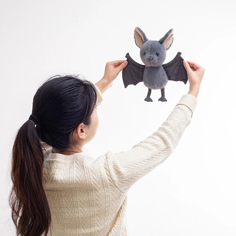 Nueva muñeca de cerdo murciélago bonita y extraña, juguete de peluche divertido, colección de decoraciones de Halloween, colgante de coche de juguete de peluche de edición limitada