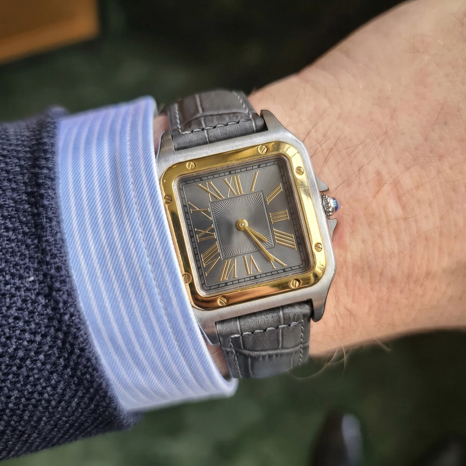 Reloj de Pulsera para Hombre CILOA de Lujo con Números Romanos Cuadrados, Caja de Dos Tonos, Correa de Cuero Gris, Elegante Reloj de Cuarzo para Uso Diario