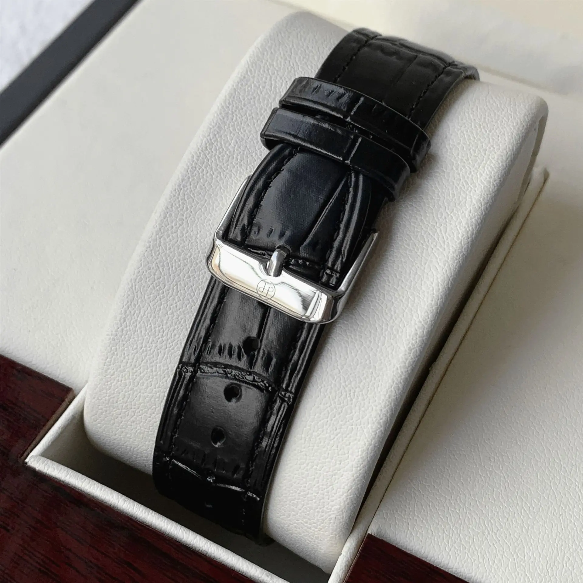 Reloj de pulsera de cuarzo para hombre, de marca, de negocios, resistente al agua, con calendario, correa de cuero (incluye caja y batería de repuesto)