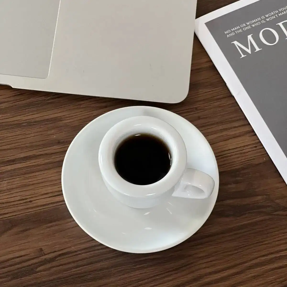 Taza de concentración de café italiano Espresso blanco de 60ml, taza gruesa de 9mm, taza de pared, platillo, juego de tazas de café de cerámica, taza de competición