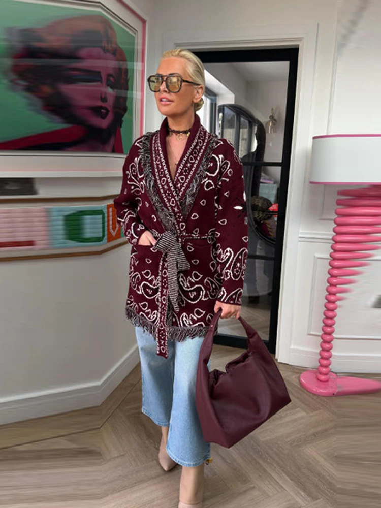 Cárdigan de punto jacquard con borlas para mujer, estilo otoño 2026, suéter holgado de manga larga con cinturón y cuello en V, ropa de calle femenina, novedad