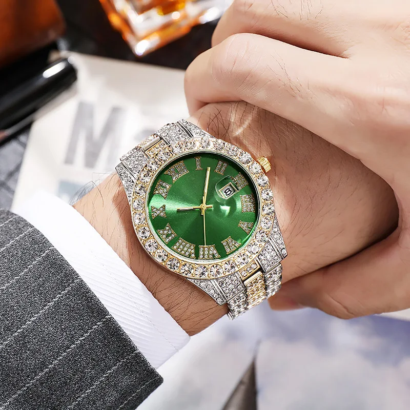 Reloj con calendario de Color dorado de acero inoxidable Hip Hop de lujo para Hombre, Reloj con diamantes de imitación pavimentados helados, Reloj para Hombre