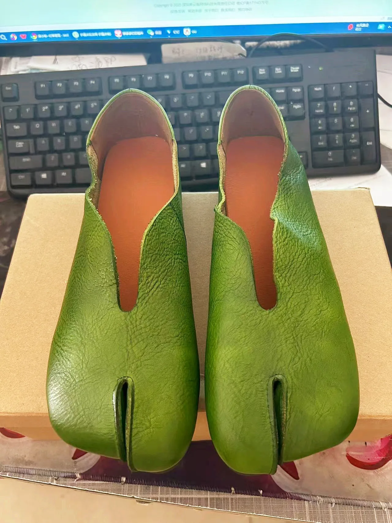 Careaymade - Zapatos de Mujer de Cuero Genuino con Suela Suave, Zapatos Planos de Piel de Vaca de Alta Gama con Punta Dividida y Boca Poco Profunda