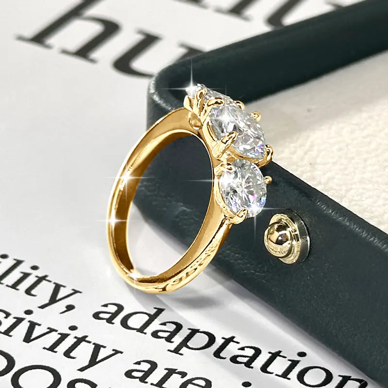 Anziw Anillo de compromiso y boda de moissanita redonda de 8 mm y 6,5 mm, 4 quilates en total, chapado en oro de 14k, clásico de 3 piedras, joyería de promesa para mujer