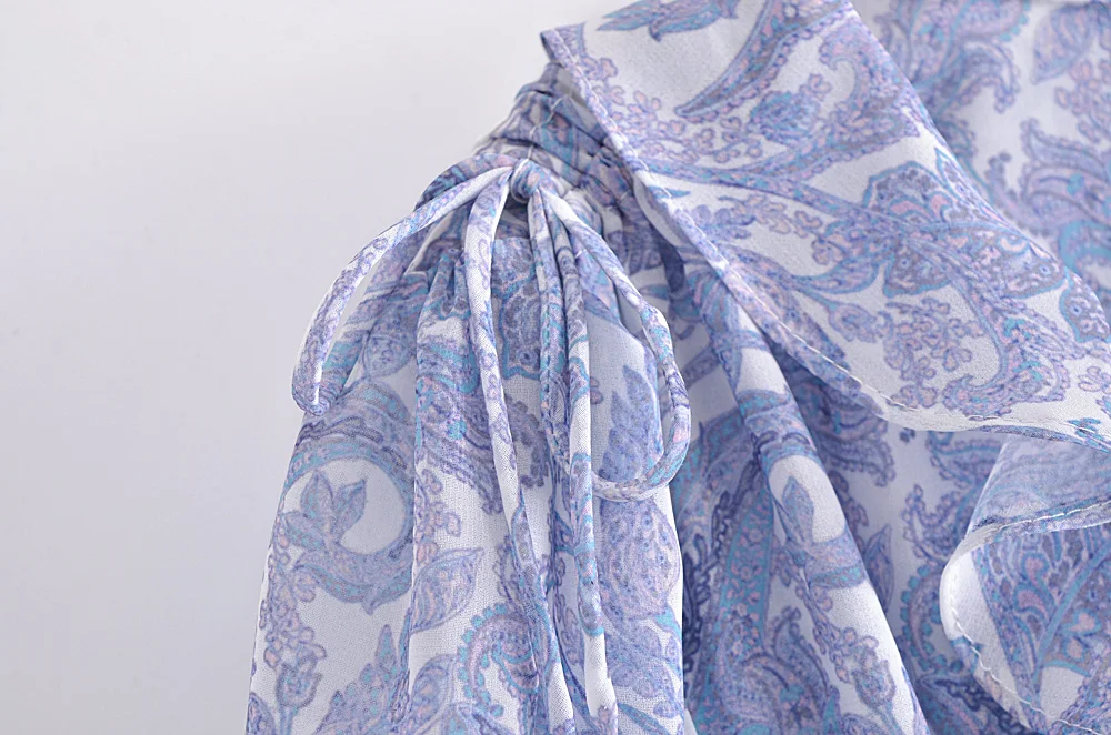 Vestido mini de gasa con estampado floral azul para mujer, con volantes de oreja de madera, cuello en V, botones abiertos, cintura fruncida delgada, manga larga, estilo festivo