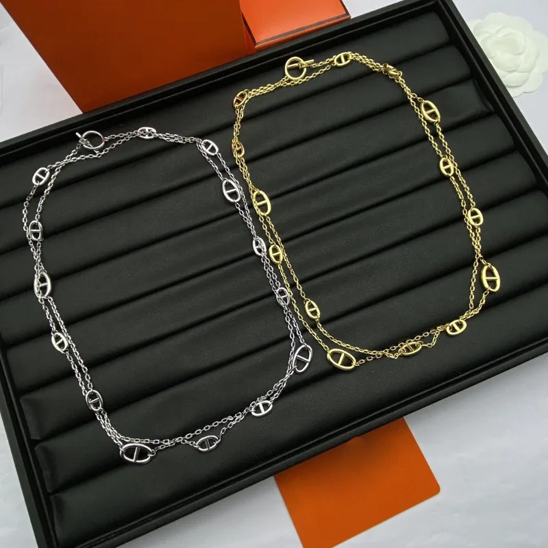 Nuevo Collar con Colgante de Nariz de Cerdo para Mujer, Cadena Larga de Lujo Ligero Estilo Europeo y Americano, Gargantilla Premium de Moda