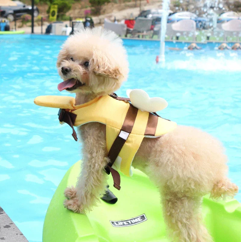 Traje de baño de verano para perros con abeja pequeña, chaleco salvavidas impermeable para cachorros, ropa transpirable para perros, arnés de seguridad para natación, suministros para mascotas