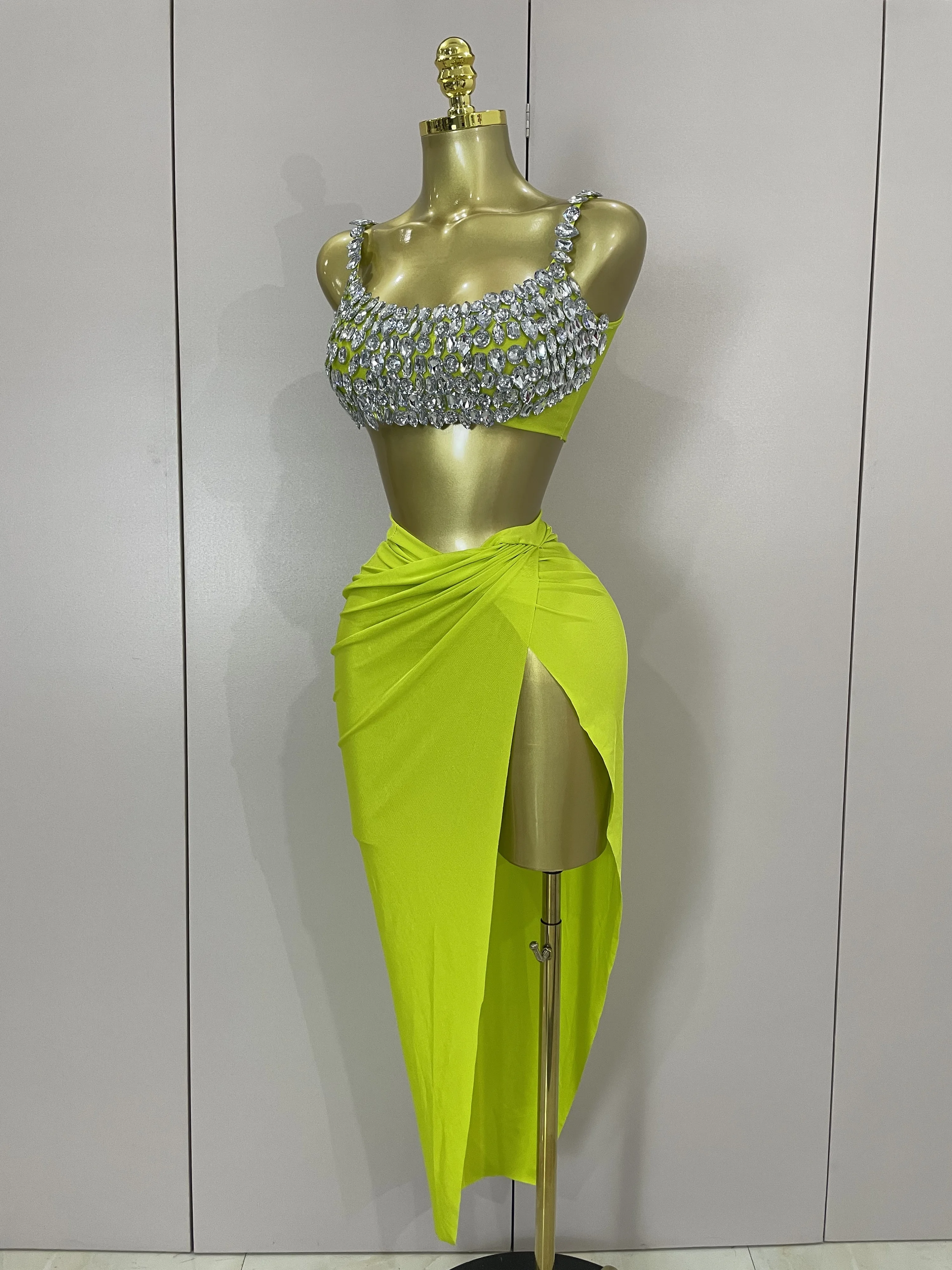 Conjunto de dos piezas Sexy con diamantes de cristal brillantes para mujer, traje de actuación en escenario para bailarina y cantante, trajes de falda para fiesta de noche