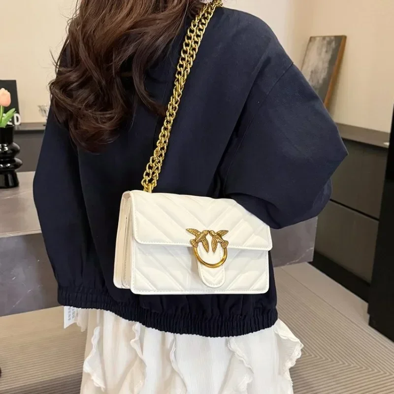 Bolsa de Pañales de Cuero Elegante, Bolso Bandolera para Mujer, Bolso Tote de Gran Capacidad con Logotipo de Diseñador de Lujo para Mamá