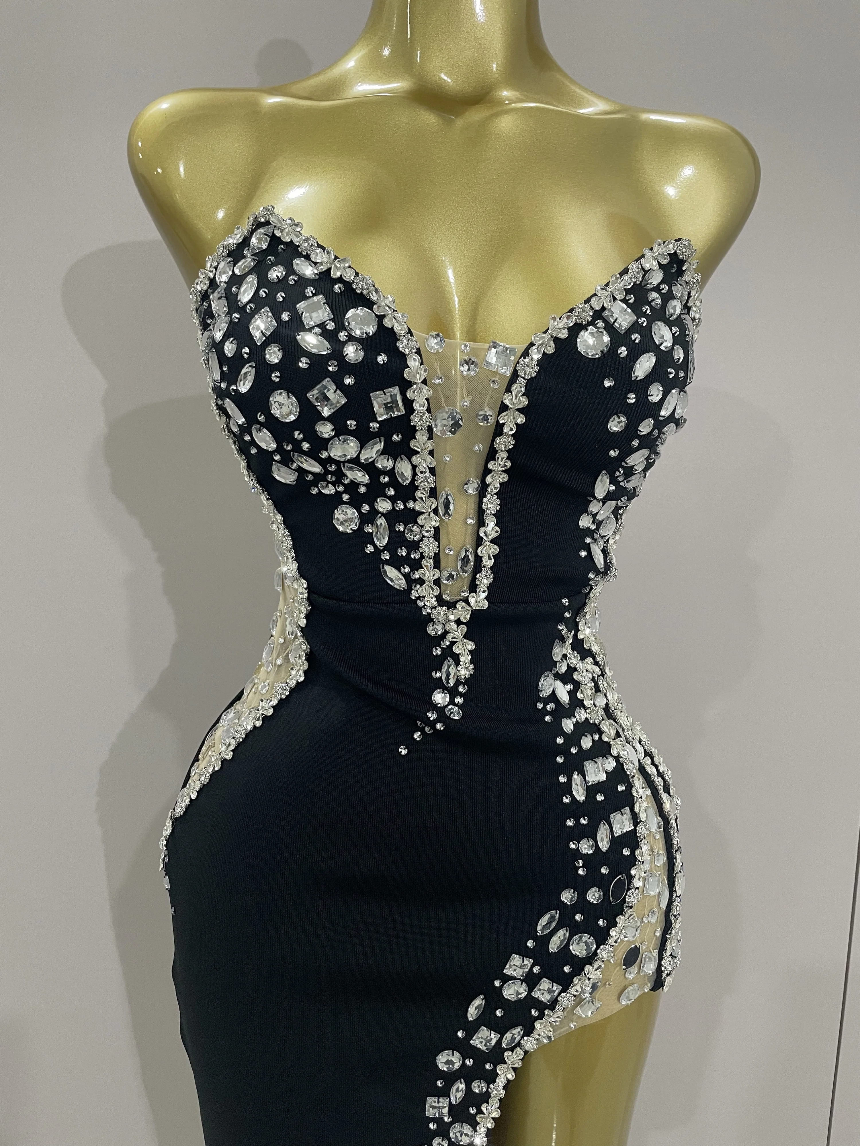Lo más nuevo, Vestido largo sexi de alta calidad sin tirantes con diamantes de imitación brillantes, Vestido ceñido al cuerpo para mujer, Vestido de fiesta de noche a la moda para celebrar