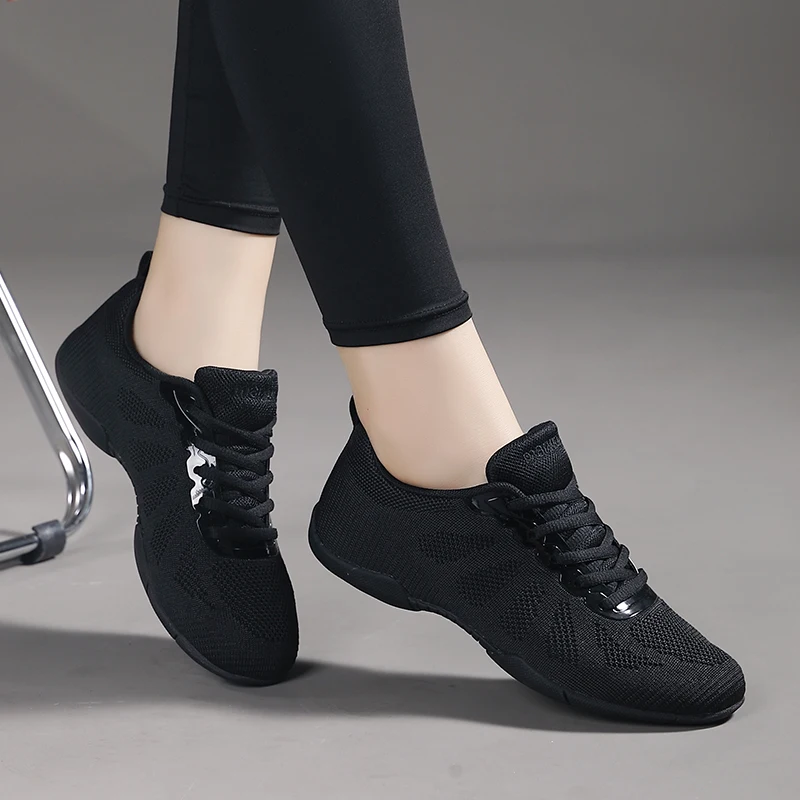Marwoo-zapatillas de baile blancas para niñas, zapatillas deportivas ligeras para entrenamiento de porristas, tenis para caminar, zapatos deportivos de moda para mujer 2316