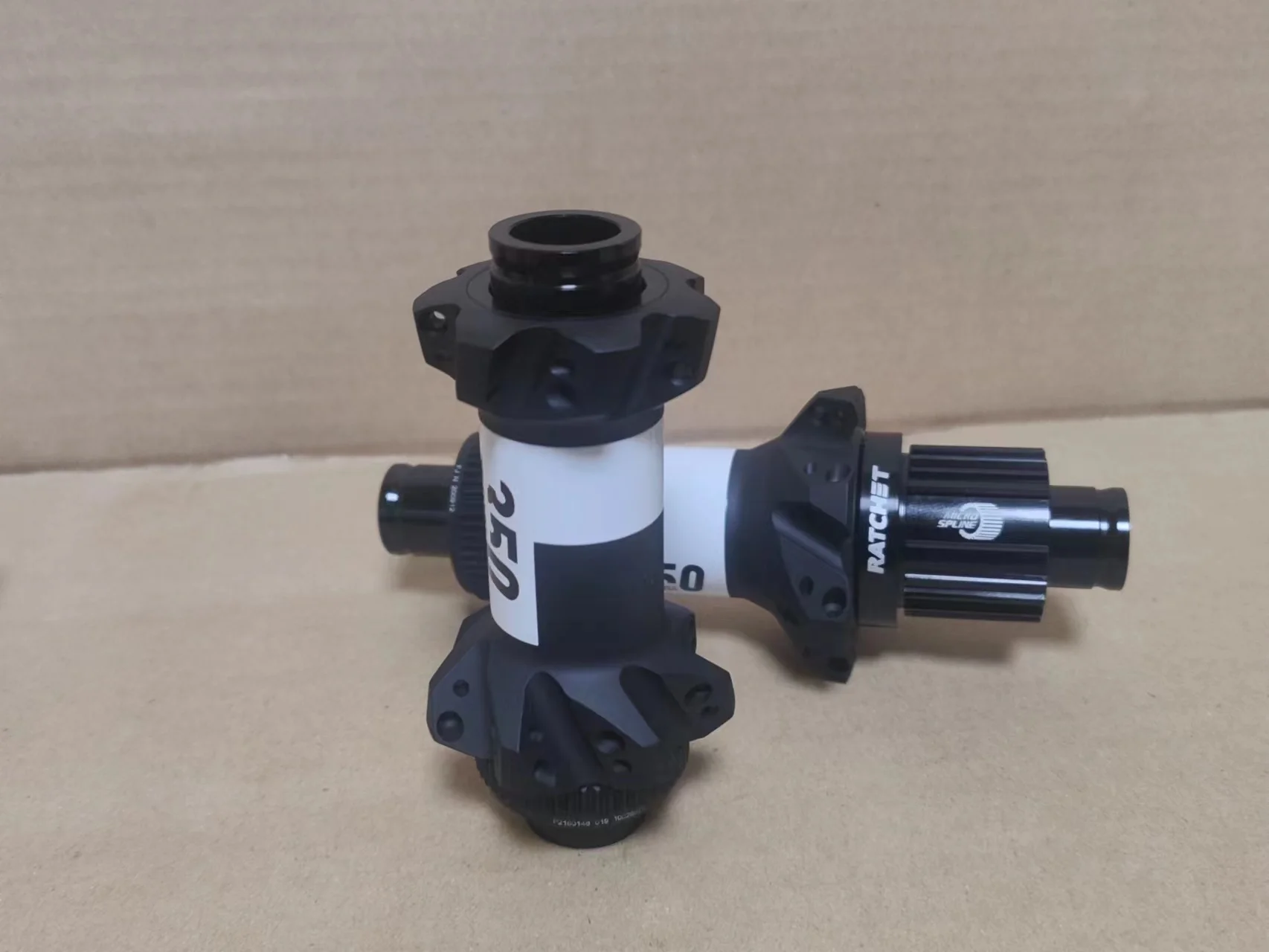 Buje de rueda DT 350 MTB para bicicleta, tracción directa, disco 28H, freno central, delantero 100 110, trasero 142 148 36T, original, 2021