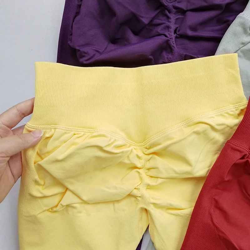 Leggings cortos sin costuras para mujer: melocotón para mejorar el levantamiento de glúteos para yoga, correr y fitness