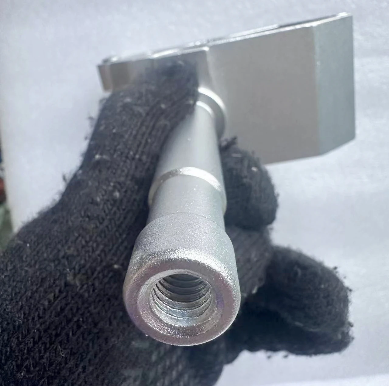 Abrazadera de tubo de pitón de alta resistencia abierta de 10-60 mm con perno para bebé de 5/8"