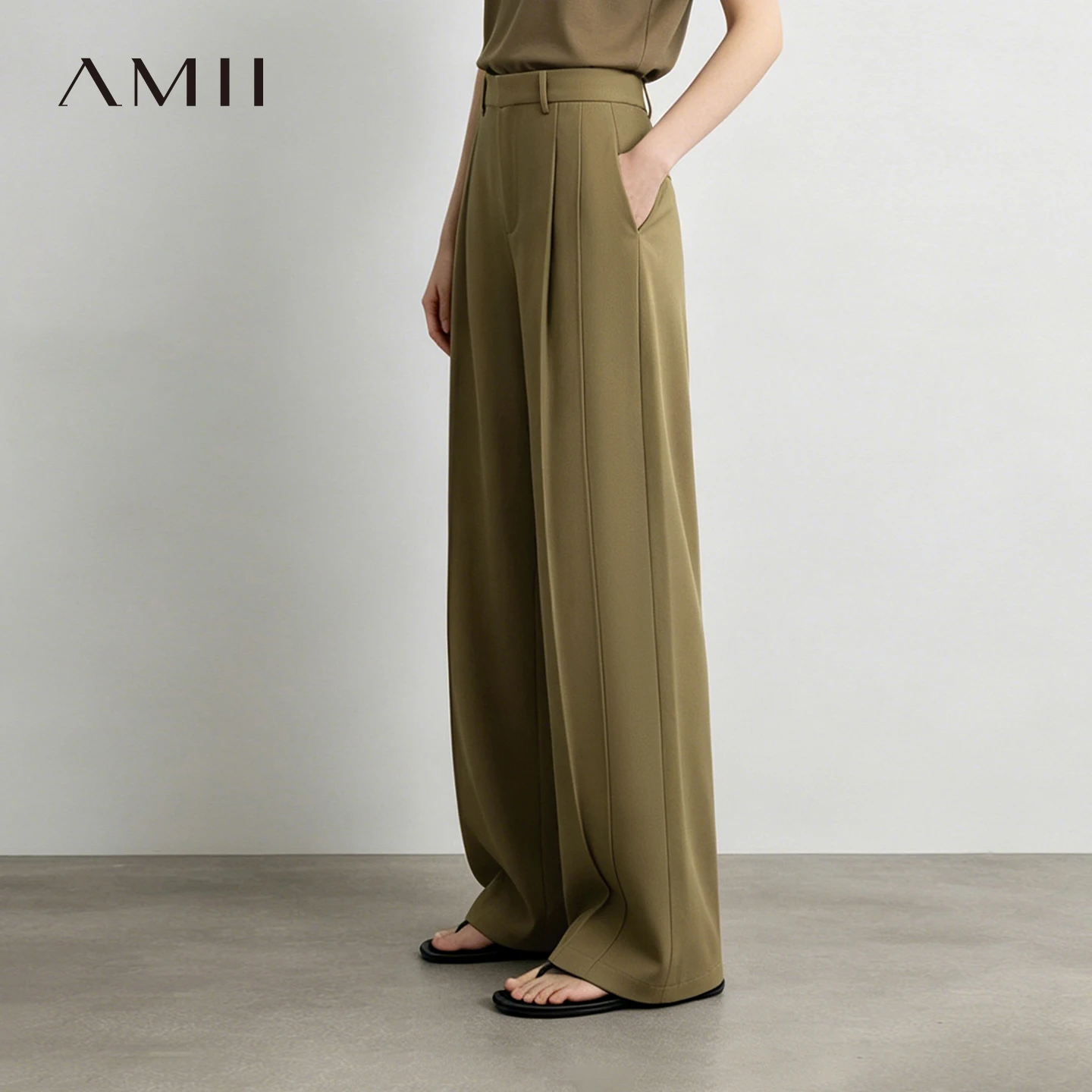 Pantalones Anchos Amii para Mujer, Otoño 2026, Nuevos Pantalones Casuales Plisados y Transpirables, Holgados y Versátiles, Ropa para Mujeres de Mediana Edad 12623019