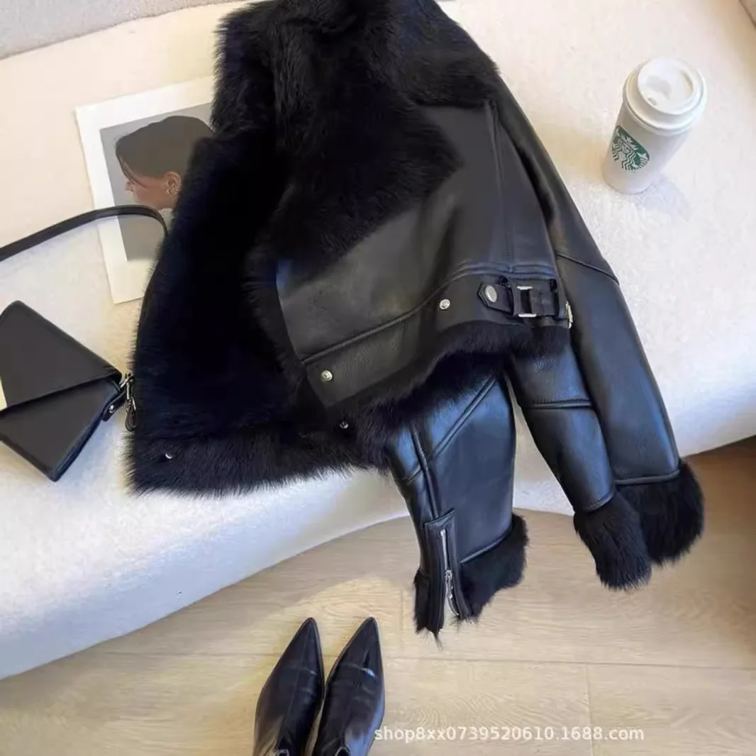 Abrigos de piel sintética para mujer, abrigo con cuello de piel, chaquetas cortas gruesas y cálidas, ropa de calle de primavera, chaqueta de punto abierto con botones, Otoño e Invierno