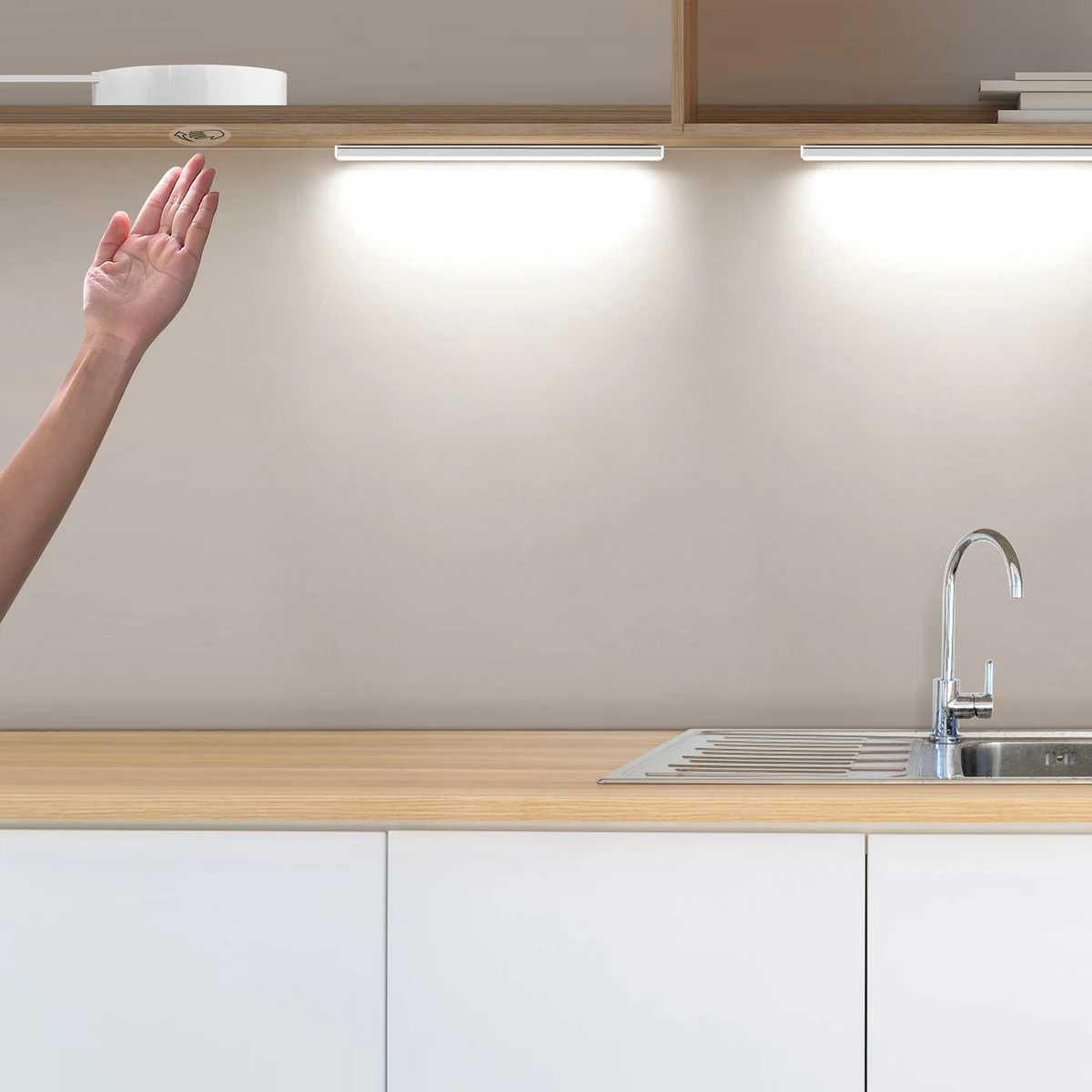 Luz LED para debajo del gabinete de cocina, escaneo manual de madera Penetrable, Sensor de movimiento, Interruptor táctil, lámpara de noche regulable para Bar de baño, 1-6 uds.