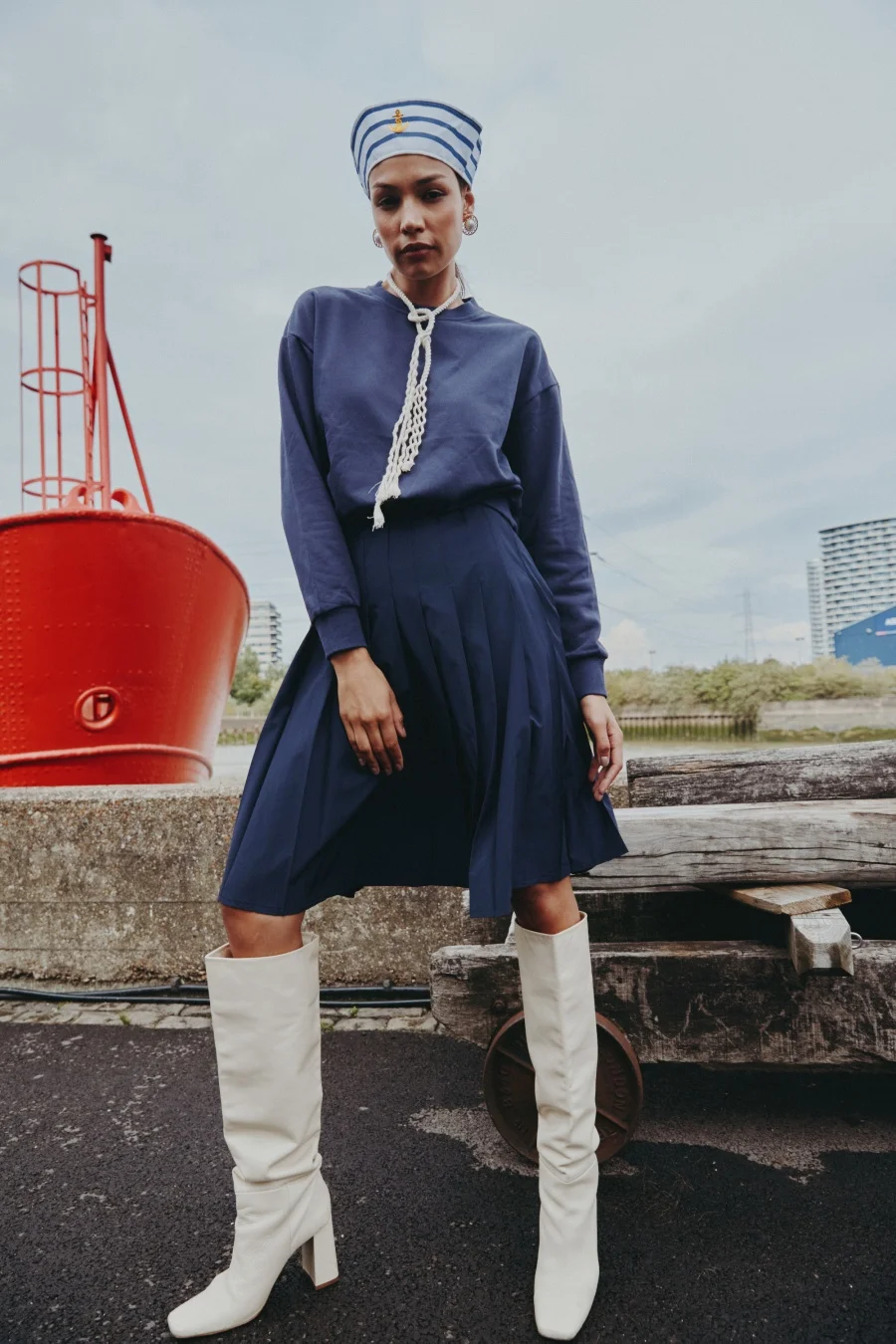 AS AW25 ropa deportiva de gran tamaño a la moda + falda plisada de secado rápido cubierta hasta la rodilla conjunto de ropa de mujer