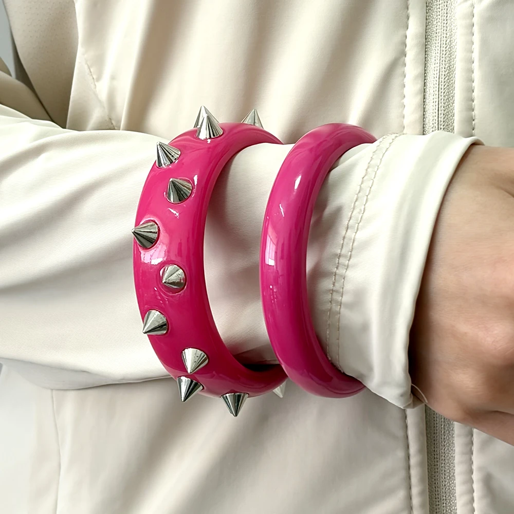 Pulseras de Aro Redondas con Remaches Acrílicos Rosas de Moda para Mujer, Brazaletes Geométricos Gruesos Novedosos, Joyería Y2K, Regalos y Accesorios