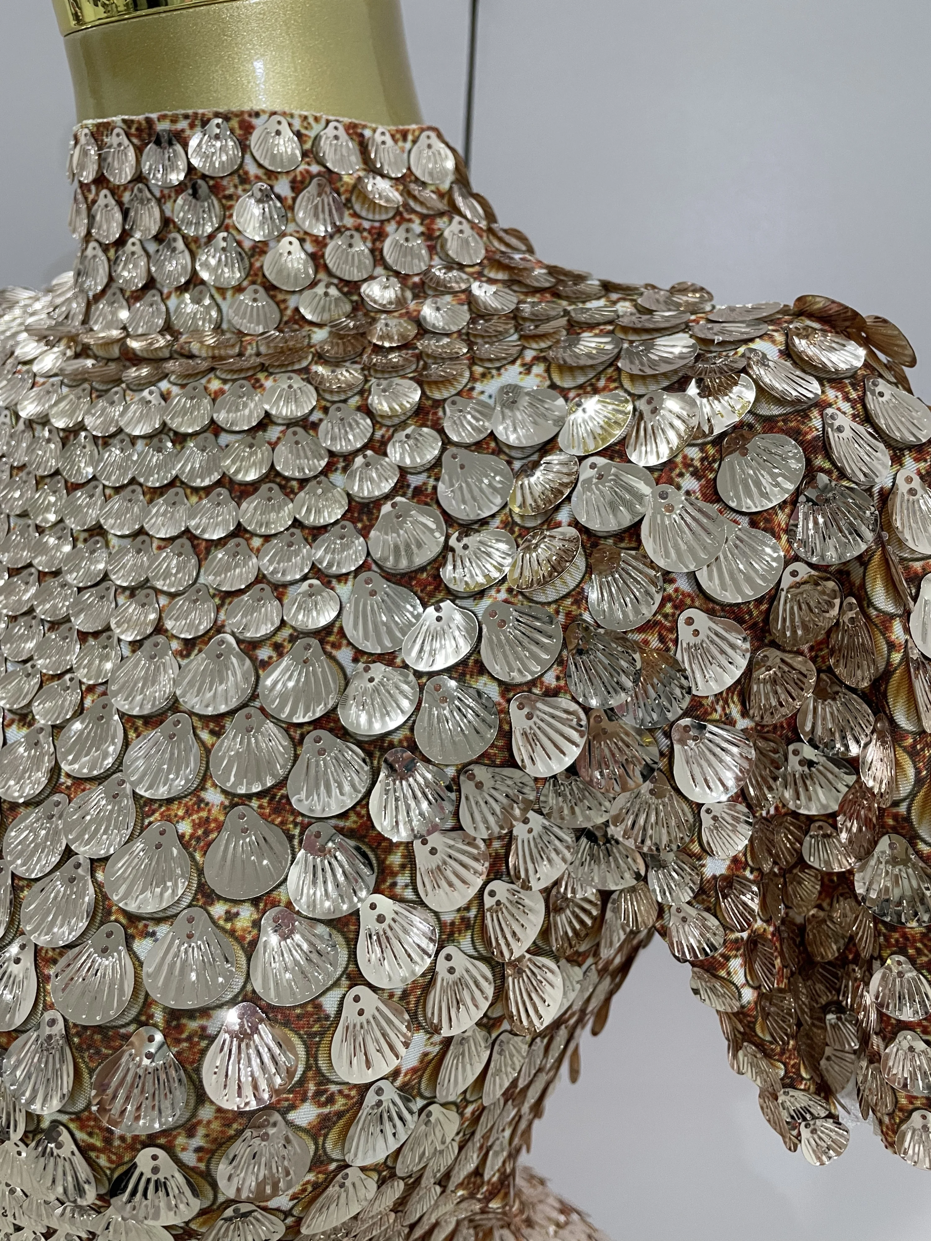 Body de lentejuelas de concha brillante de alta calidad, vestido Sexy para mujer, ropa de actuación de baile en club nocturno, vestidos de fiesta de cumpleaños de lujo