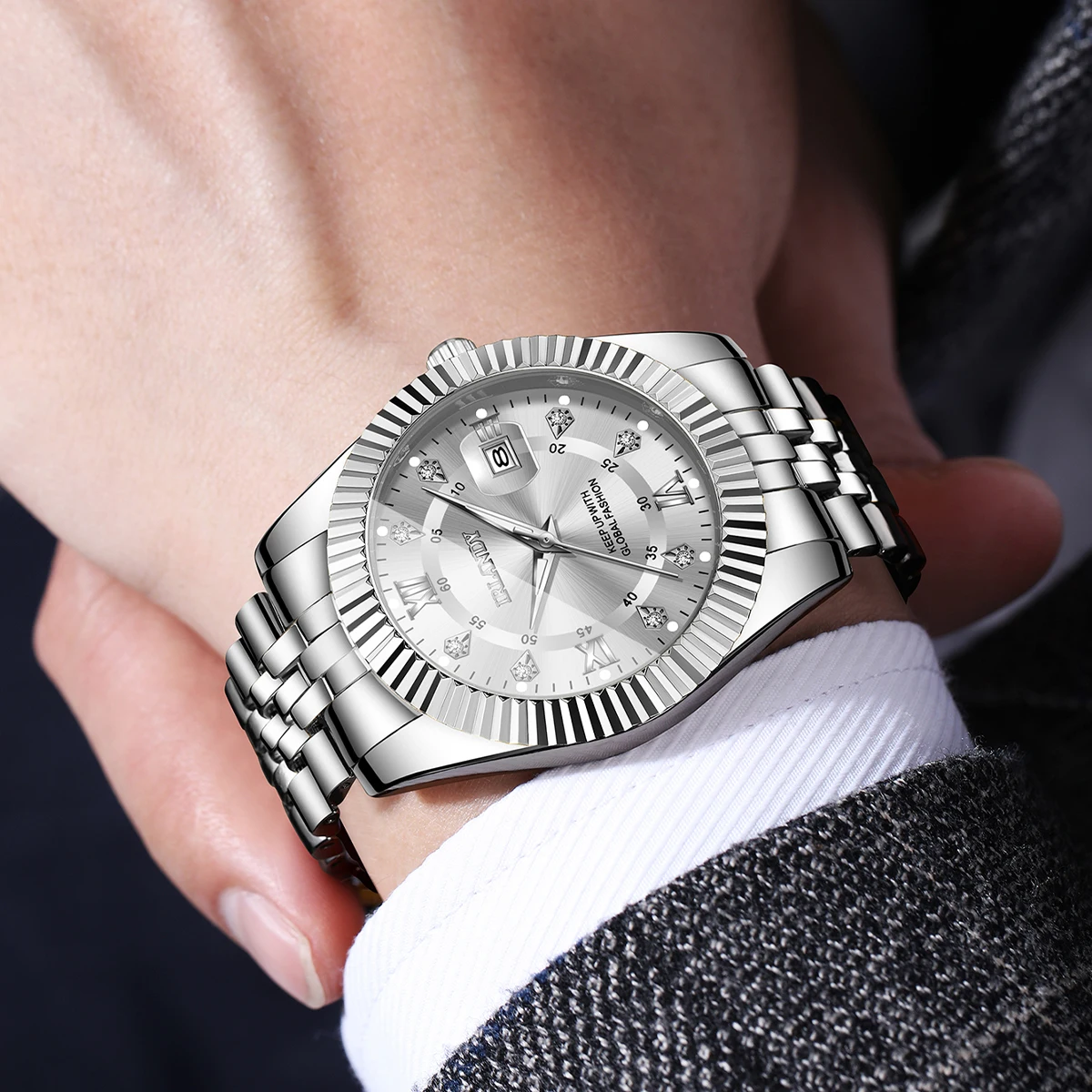 Relojes de lujo con diamantes de imitación para hombre, reloj de cuarzo con calendario a la moda para hombre con correa de acero inoxidable, Reloj Hombre (sin caja)
