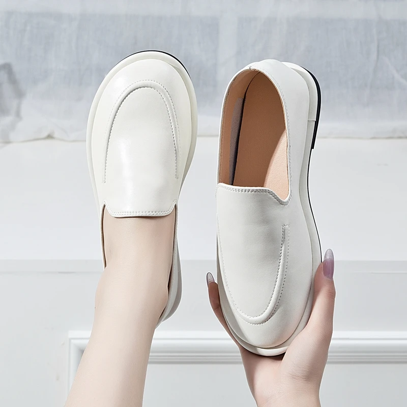 Mocasines AIYUQI para Mujer, Primavera 2026, Punta Redonda, Zapatos Sin Cordones, Cuero Genuino, Zapatos Planos Suaves para Mujer