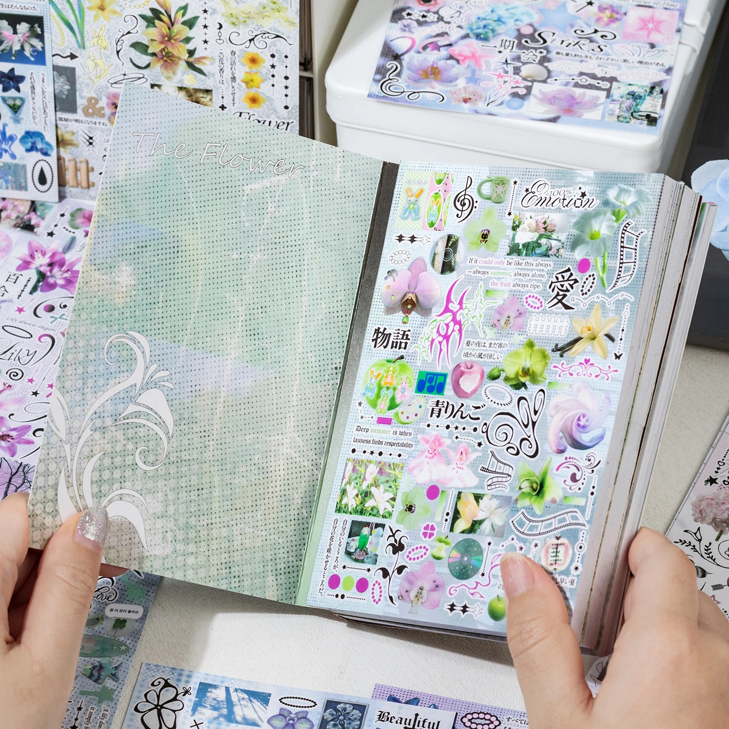 Libro de Pegatinas Kawaii Estilo Japonés Showa con Brillo, para Decoración DIY, Álbumes de Recortes, Diarios y Papelería