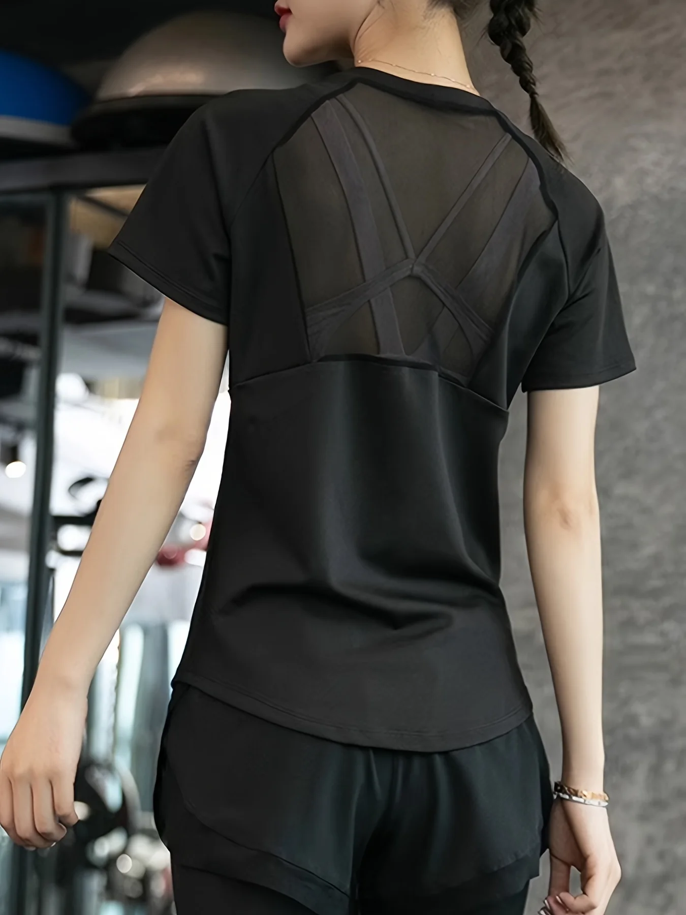 Nueva camiseta deportiva de verano de malla de secado rápido para fitness, ciclismo, correr, reparación superior, ropa fina de yoga para mujer, manga corta