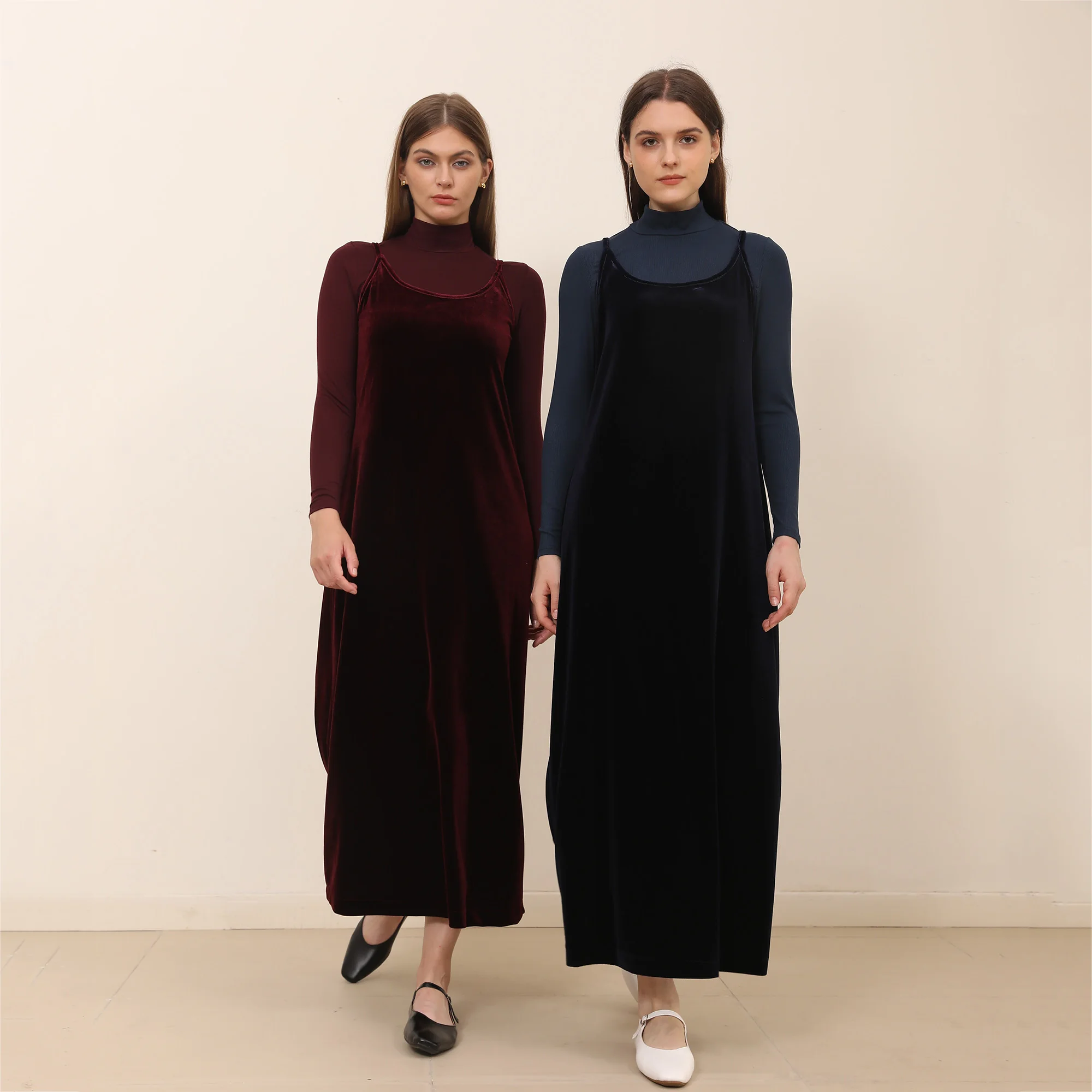 AP 2025 Otoño e Invierno cárdigan de terciopelo para mujer y vestido de tirantes ropa elegante para mujer camisa Modal acanalada personalizada en tres colores