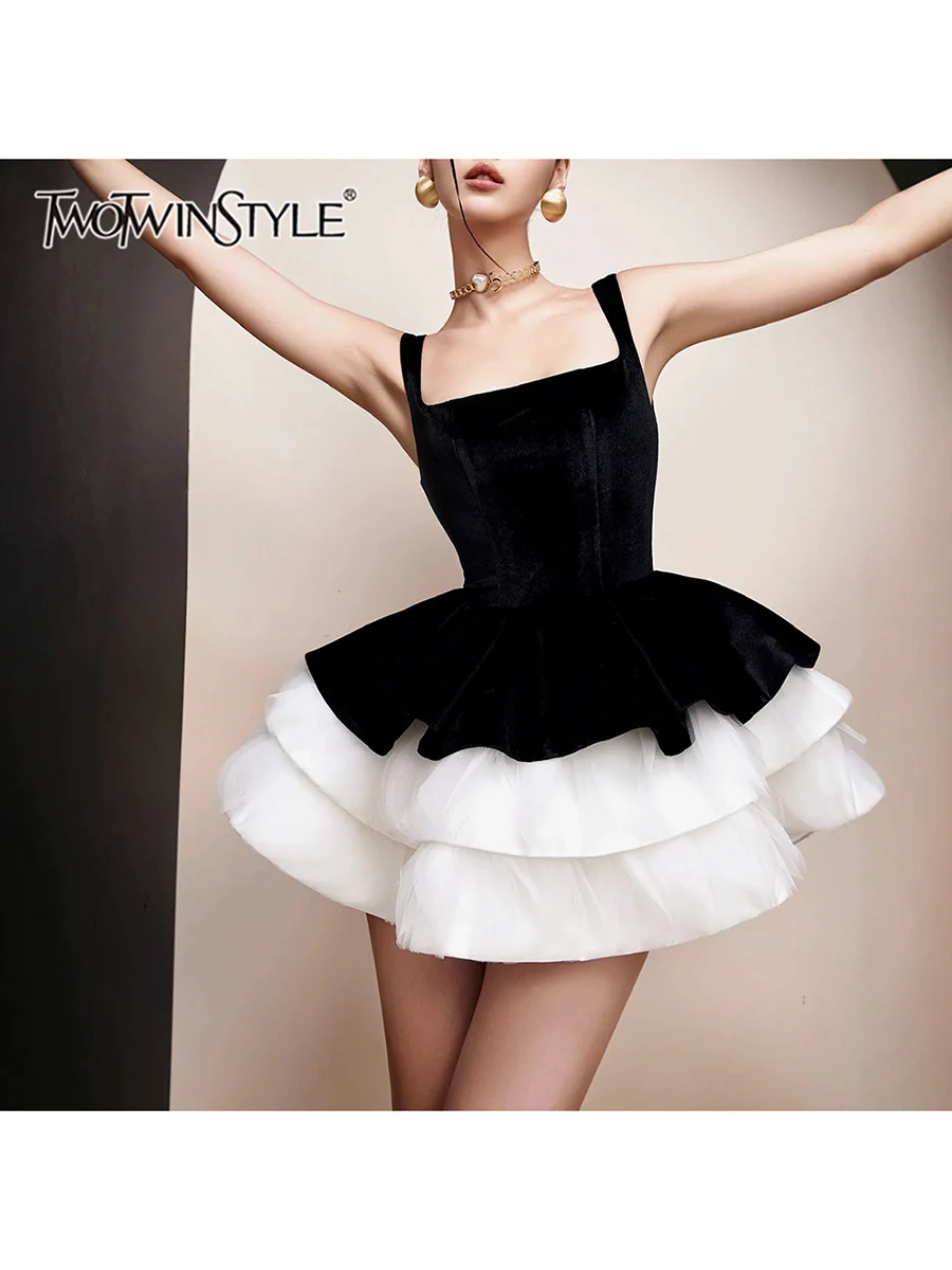 TWOTWINSTYLE, vestidos de terciopelo con volantes empalmados adelgazantes de Color intenso para mujer, minivestido sin mangas con cuello cuadrado y cintura alta para mujer, nuevo
