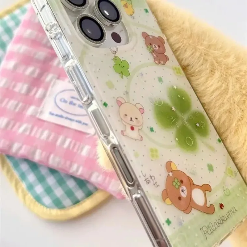 Linda funda para teléfono móvil con diseño de trébol de cuatro hojas Rilakkuma, moderna y protectora, compatible con iPhone 11, 12, 13, 14, 15, 16, 17 Pro Max