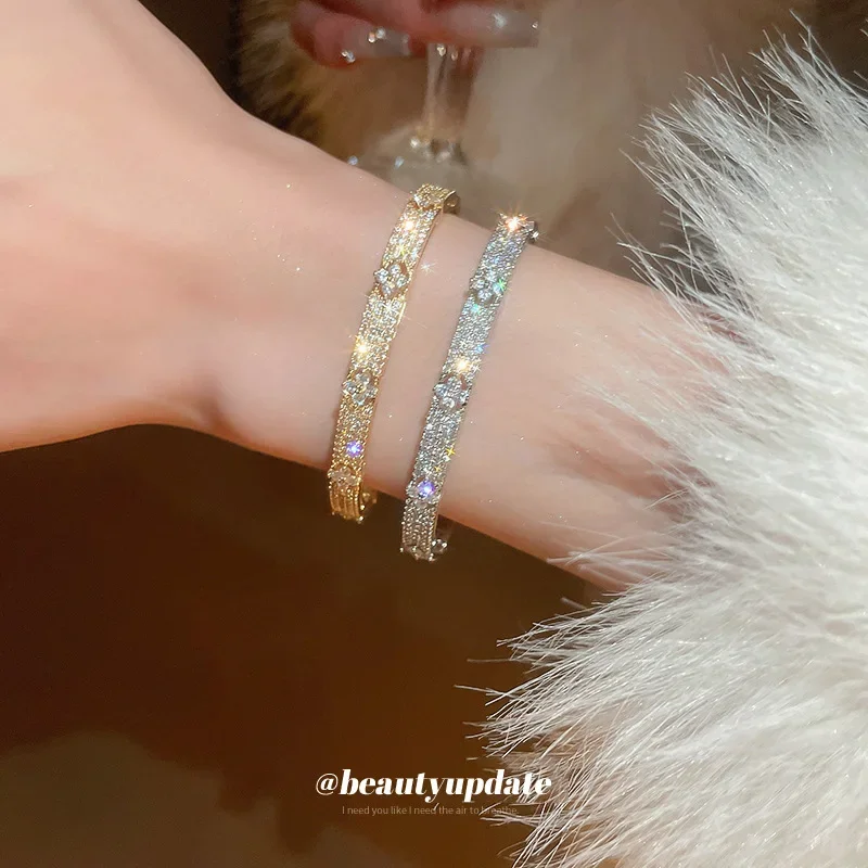 Brazalete de moda chapado en oro y plata adornado con circonita cúbica brillante de lujo para mujer, joyería de uso diario para fiesta y boda